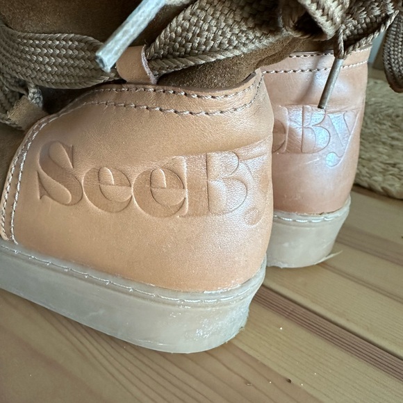 See by Chloé winter boots in tan. Size 6. - Picture 3 of 5